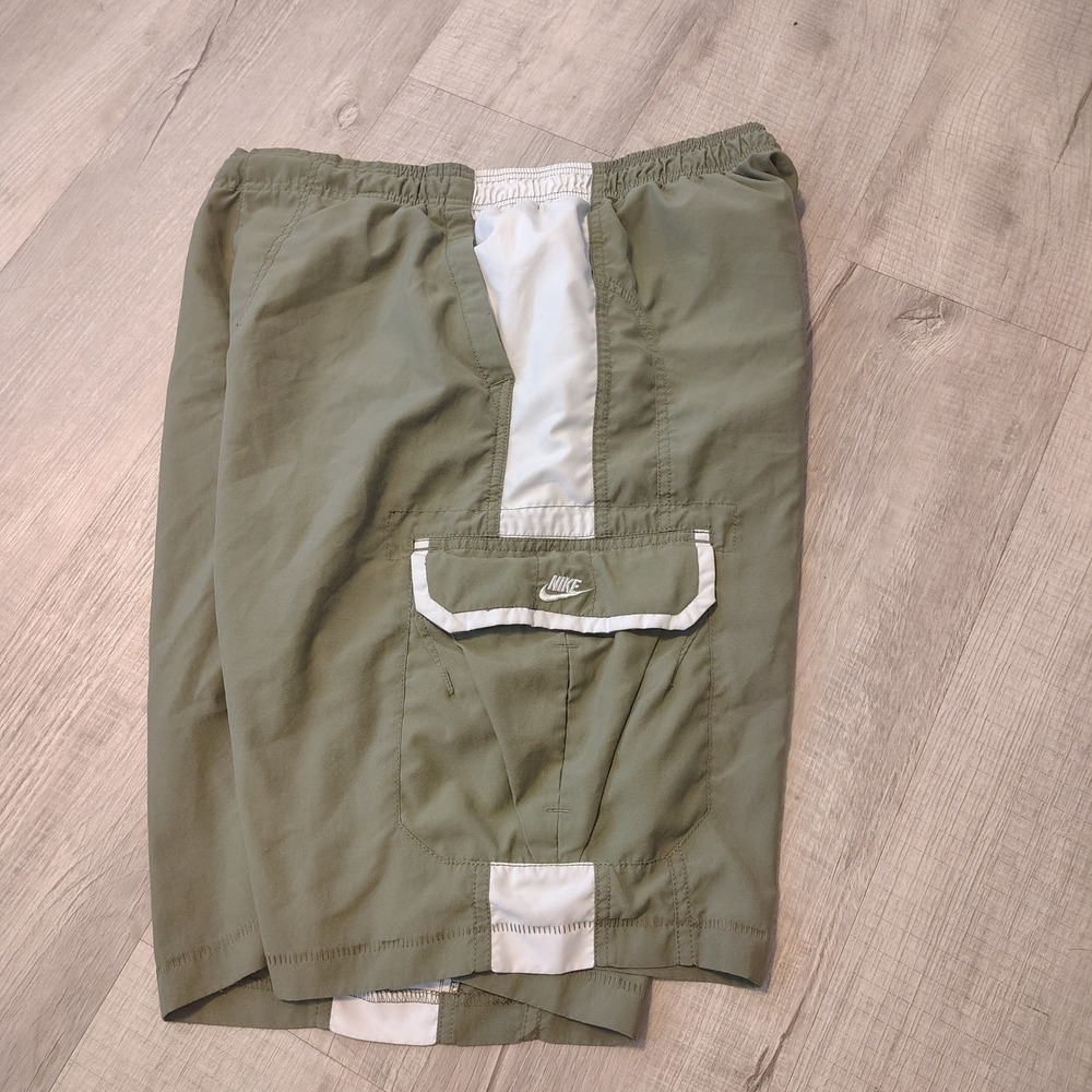 Nike Sportswear‎ Mens Cargo Shorts Olive Green White Size Large Elastic Waist